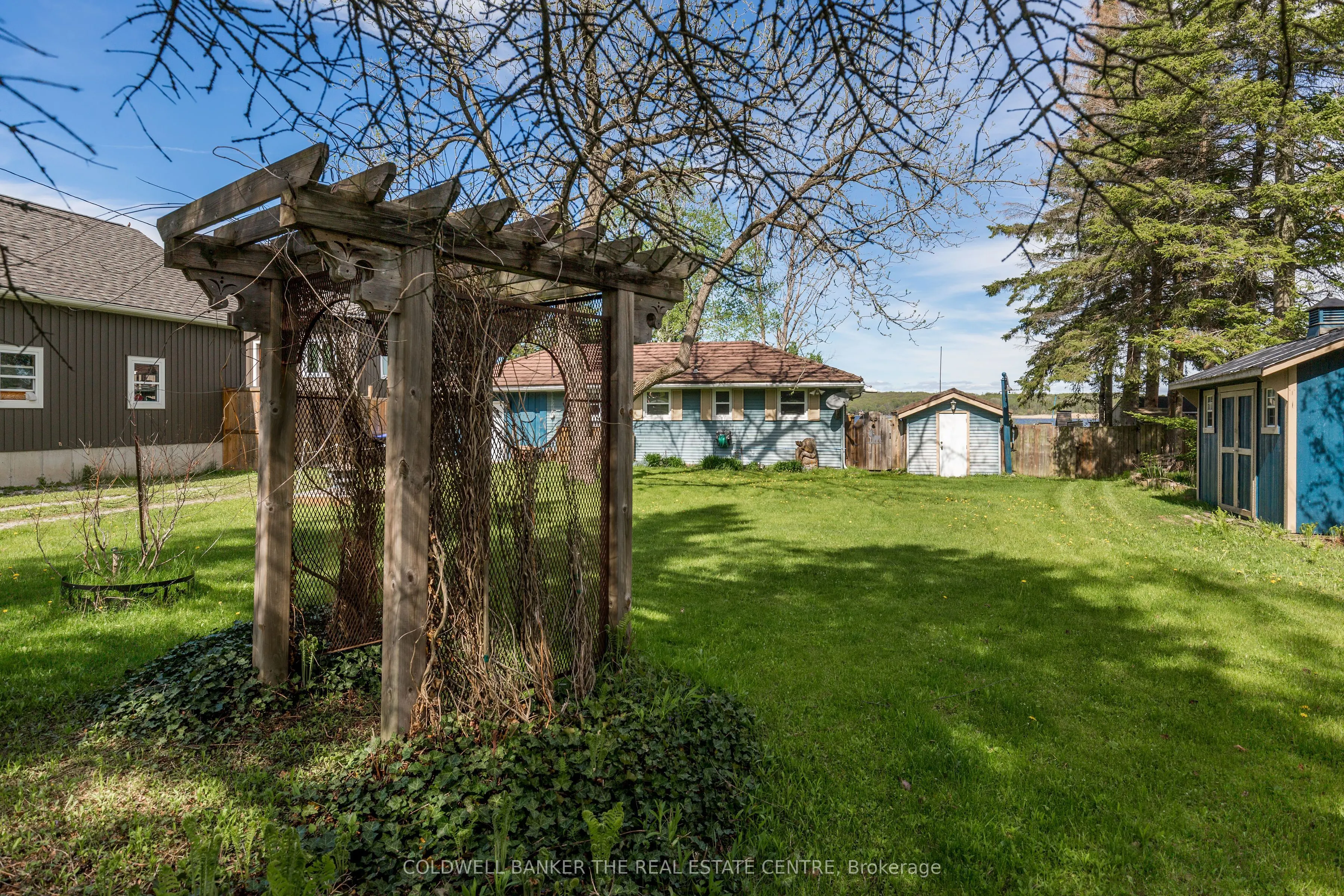 121 Maskinonge Road