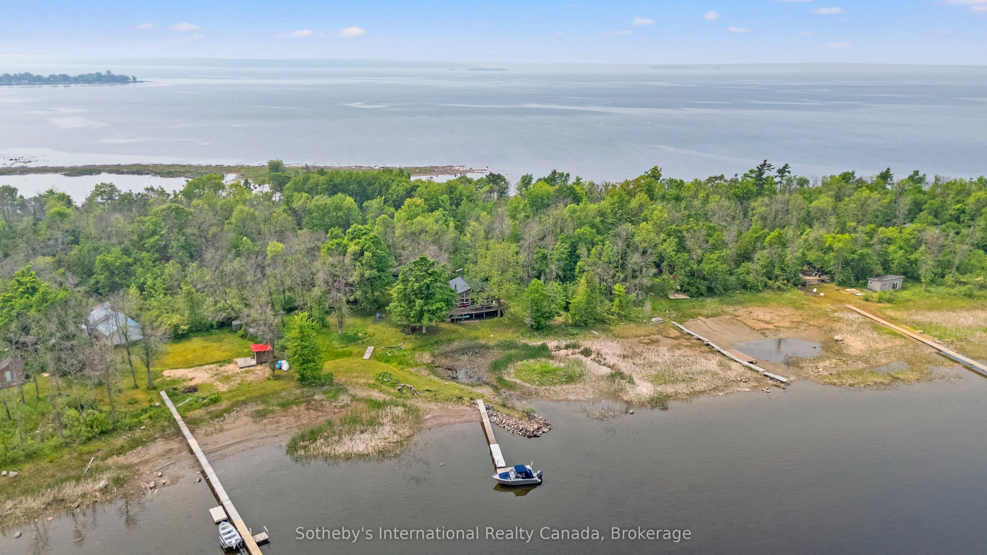 10 & 11 Methodist Island