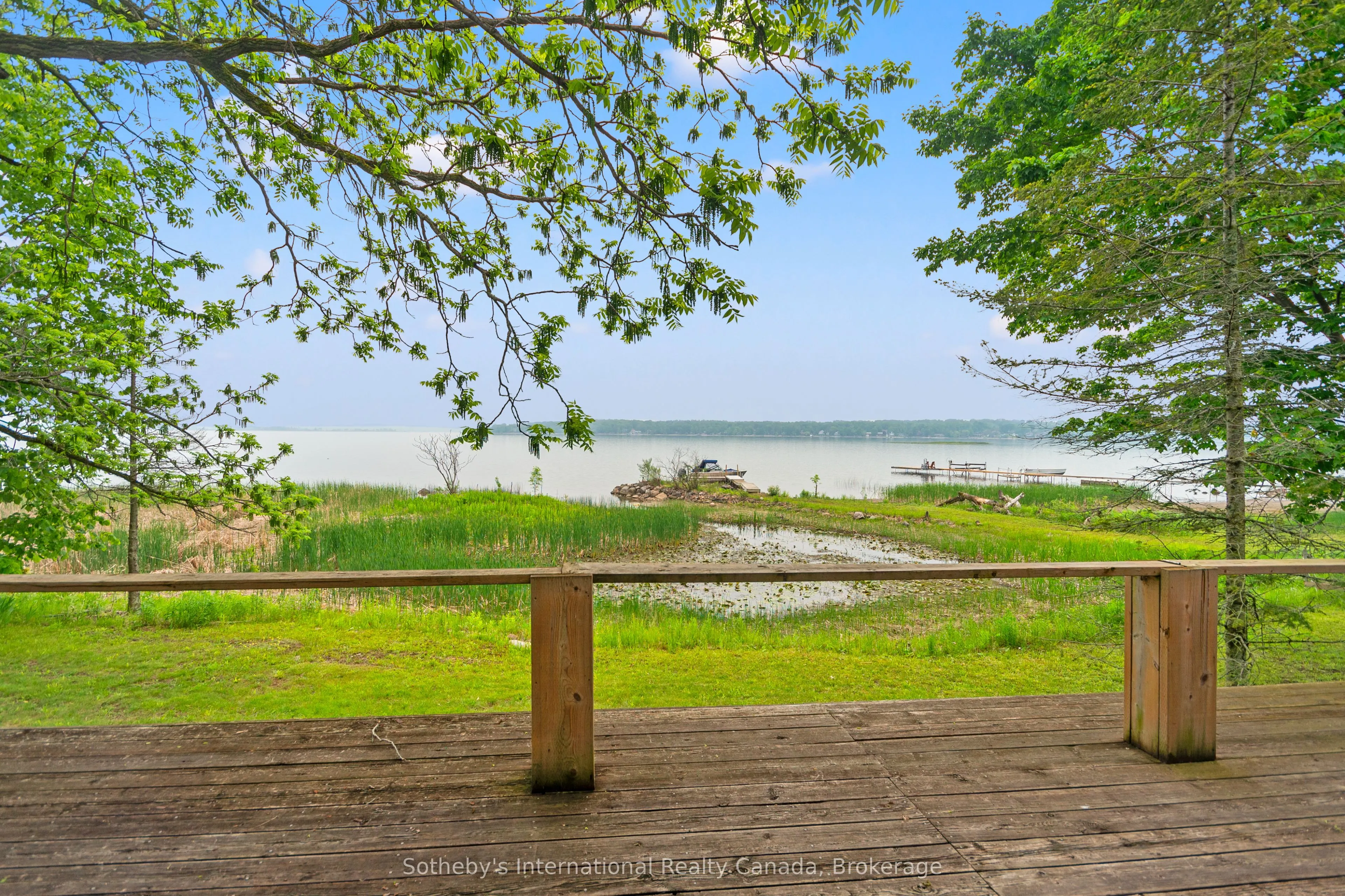 10 & 11 Methodist Island