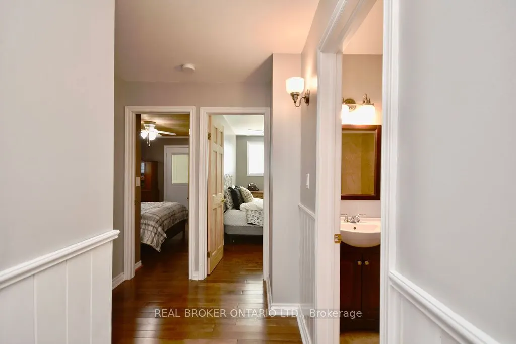 5818 Victoria Park Road