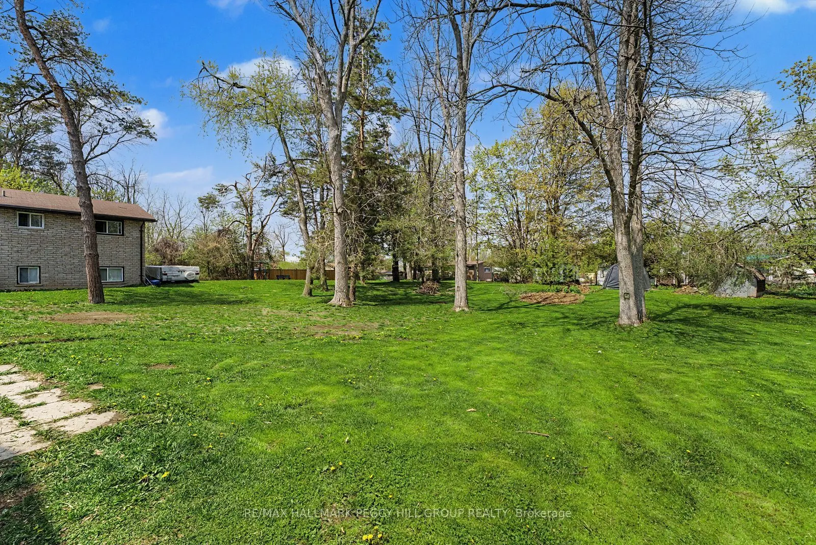 22 Olive Crescent
