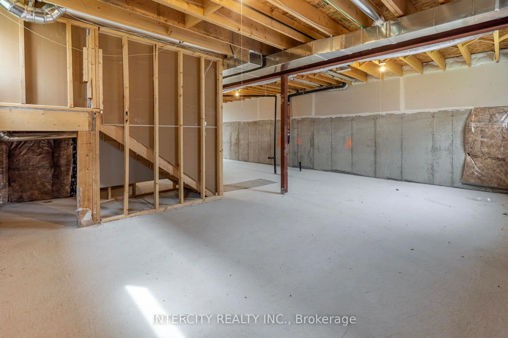 345 Quebec Street