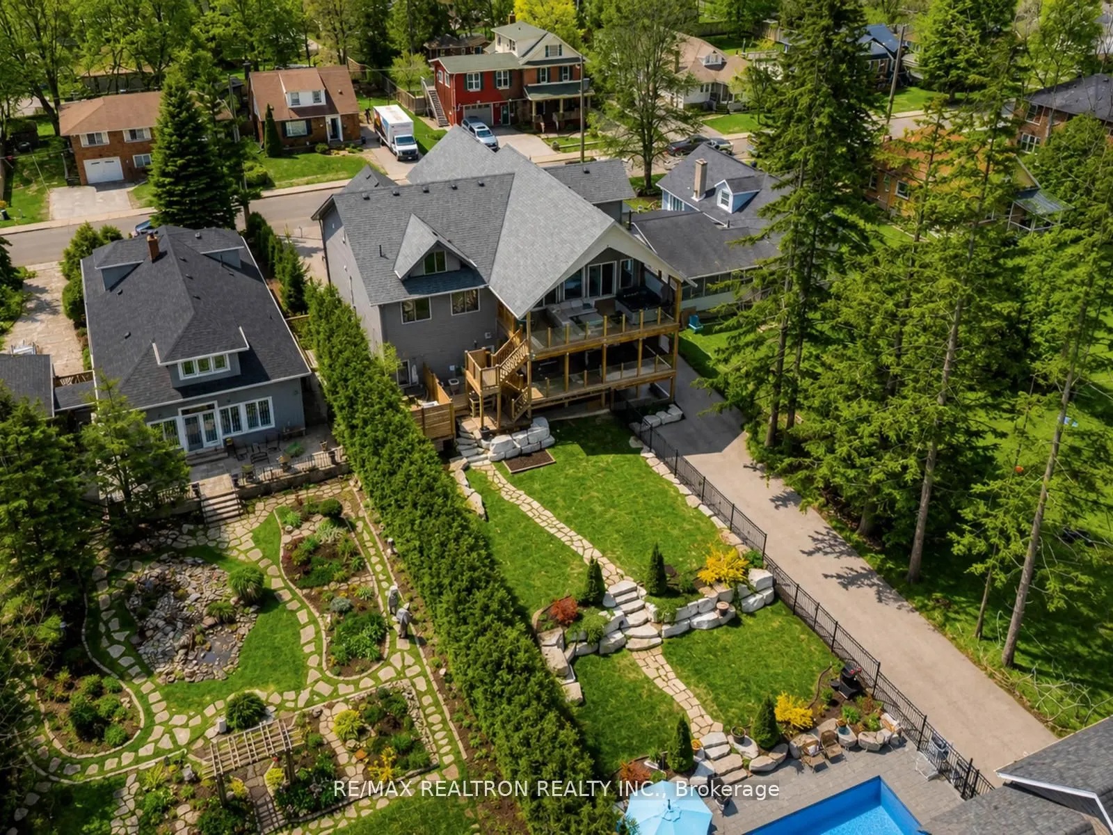 115 Clapperton Street