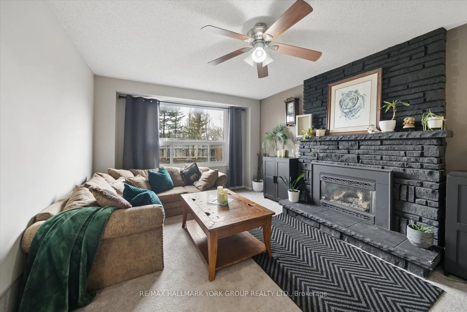 41 Laurentian Lane