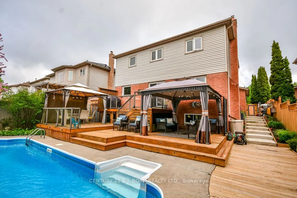 27 BRANDON Crescent