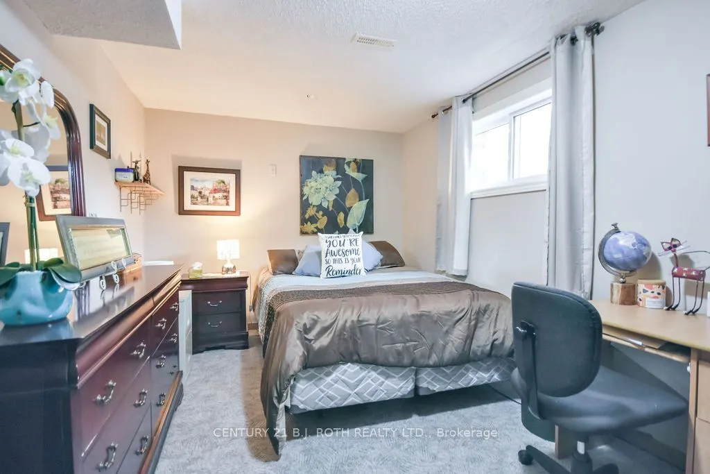 27 BRANDON Crescent