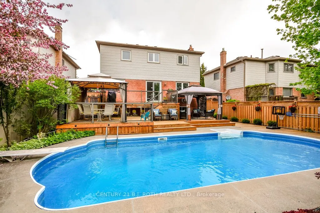 27 BRANDON Crescent