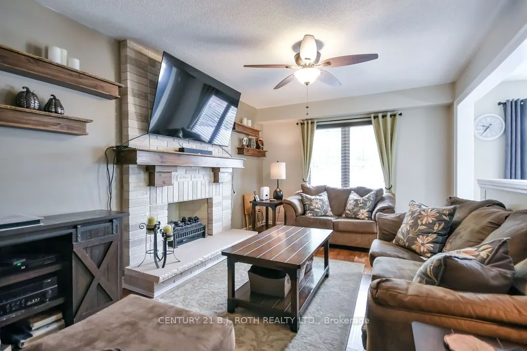 27 BRANDON Crescent
