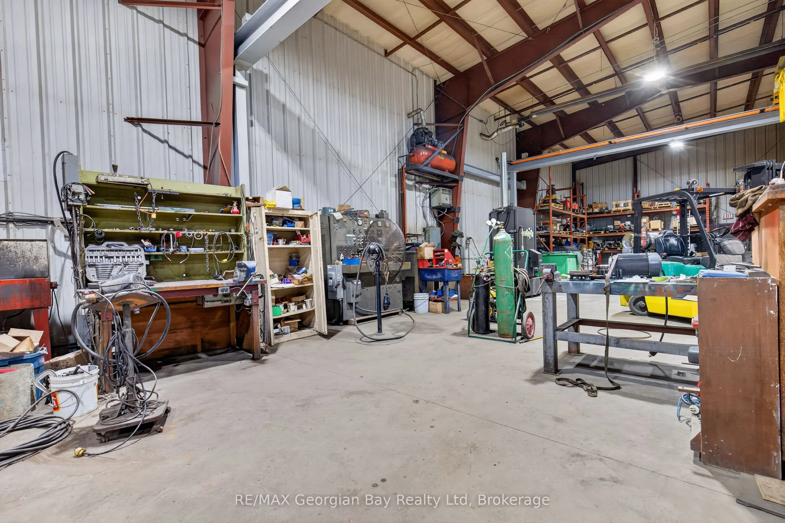 32 Industrial Road