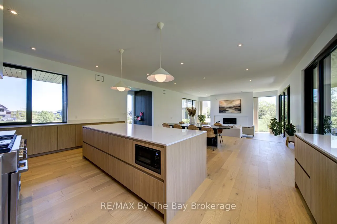 18 Raintree Court