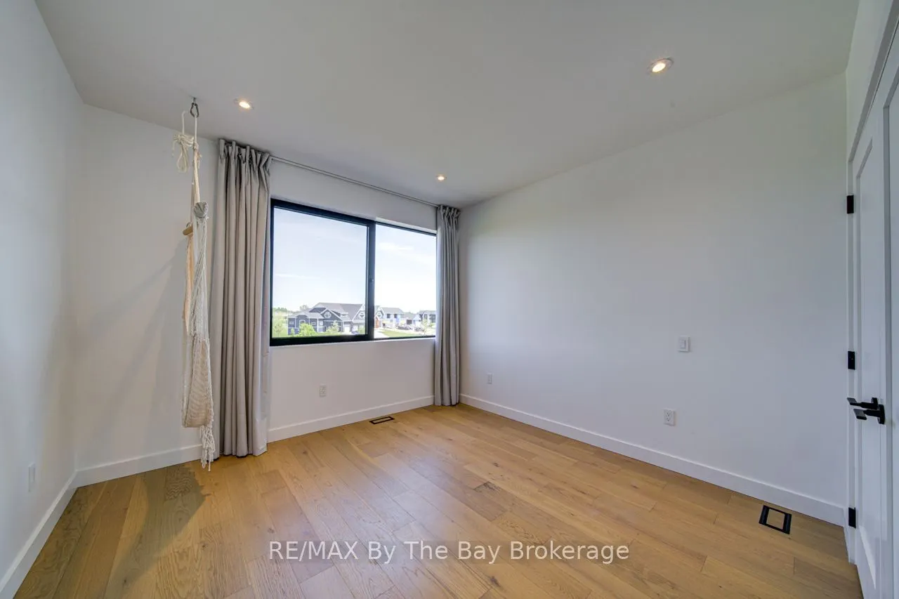 18 Raintree Court