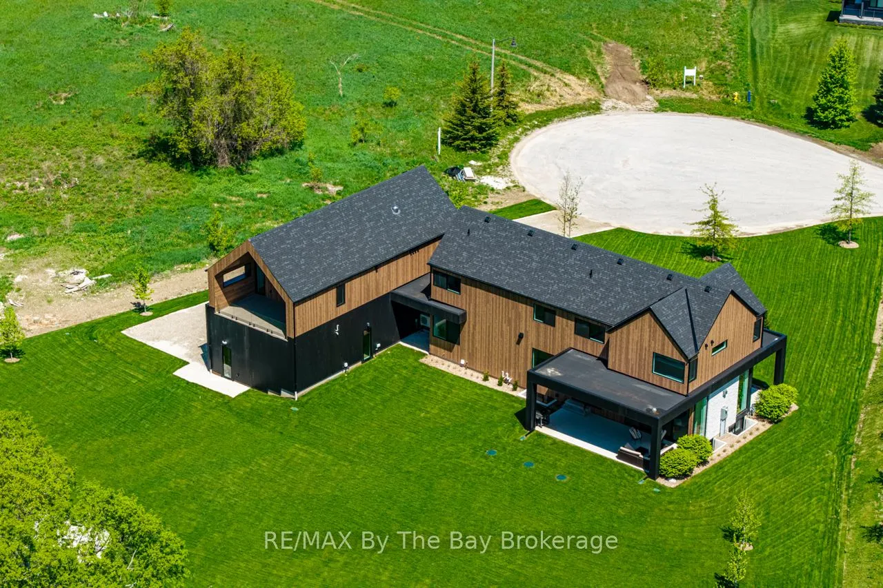 18 Raintree Court