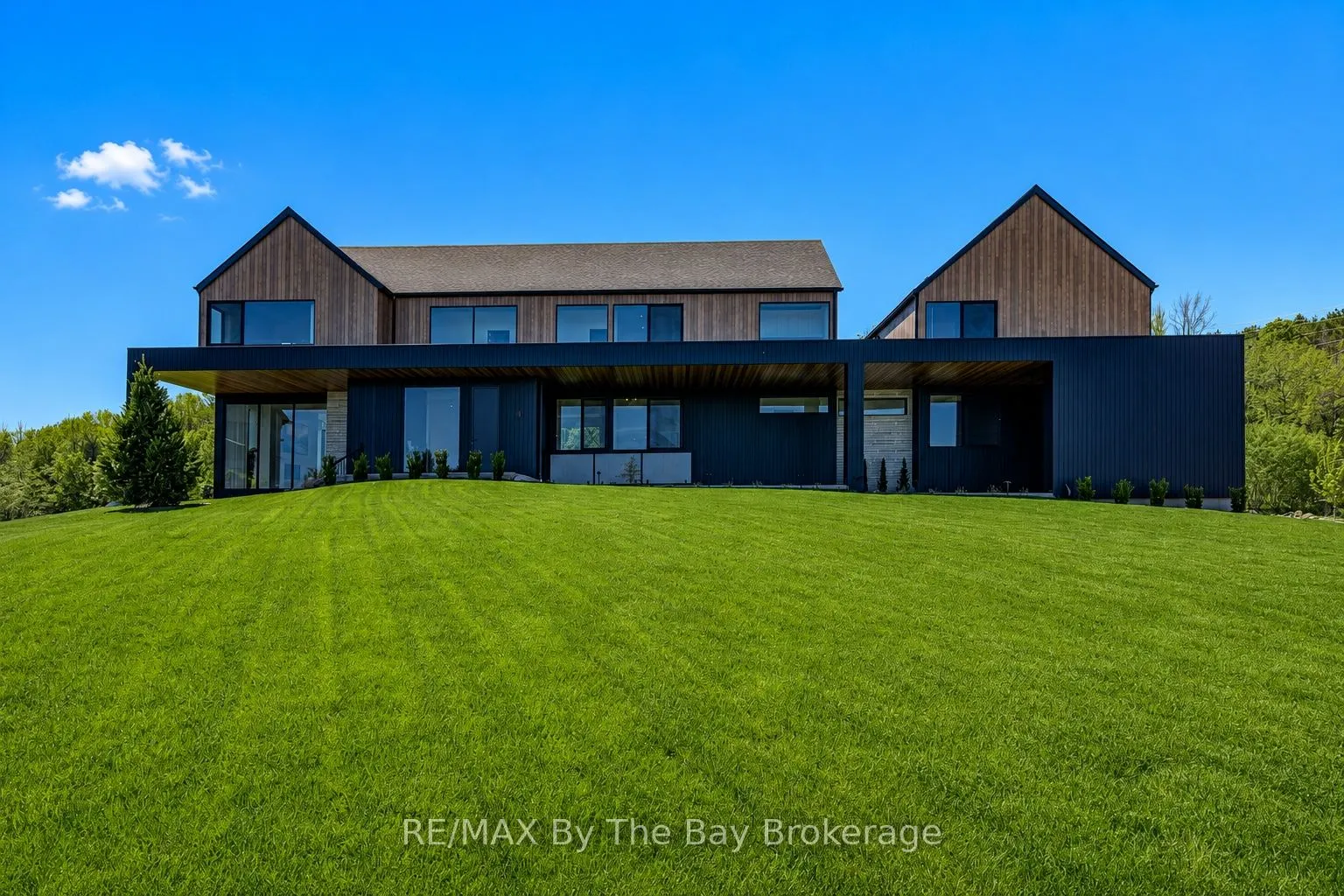 18 Raintree Court