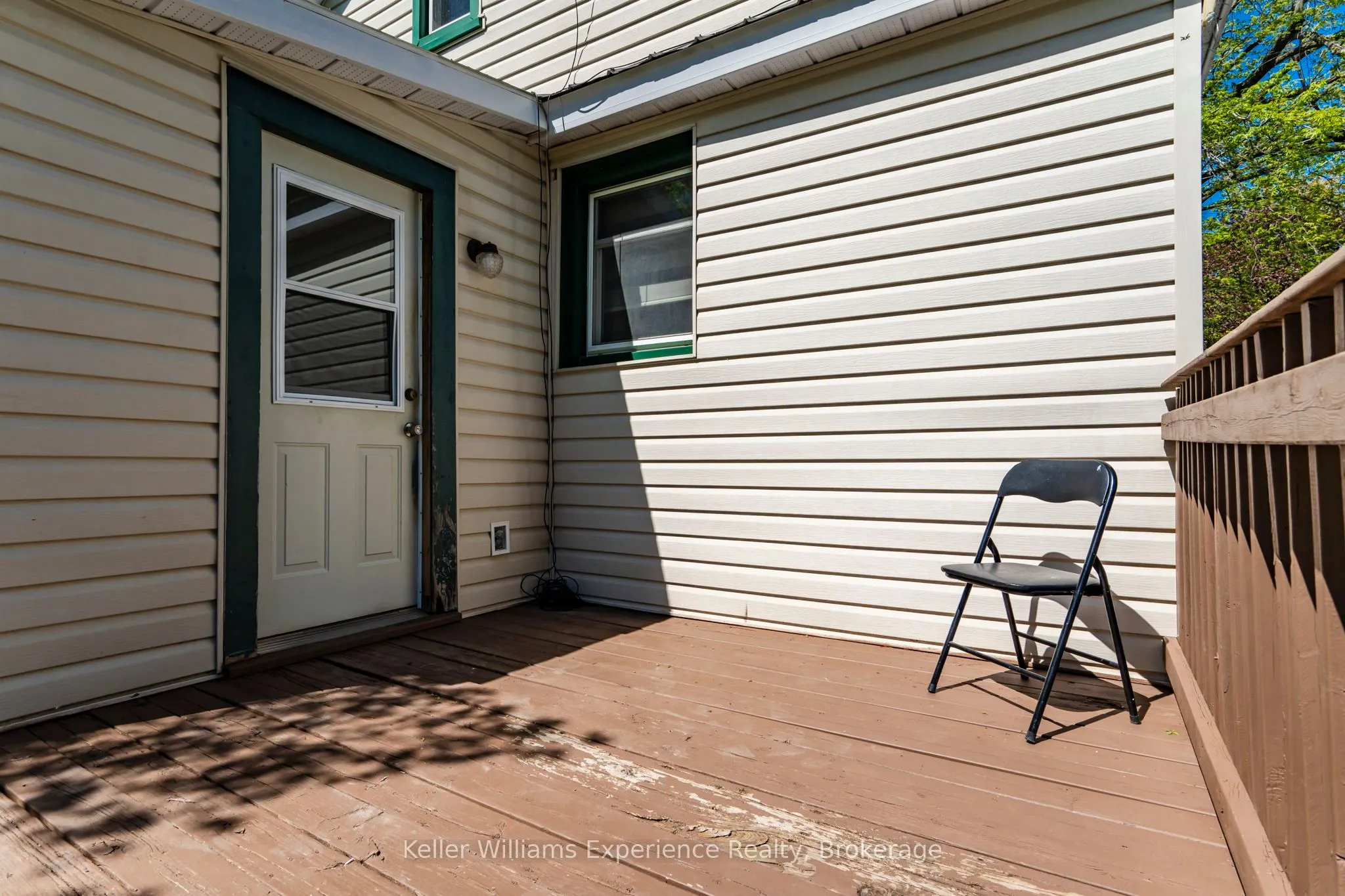 239 Oak Street