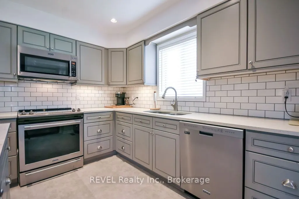 179 Luckport Crescent