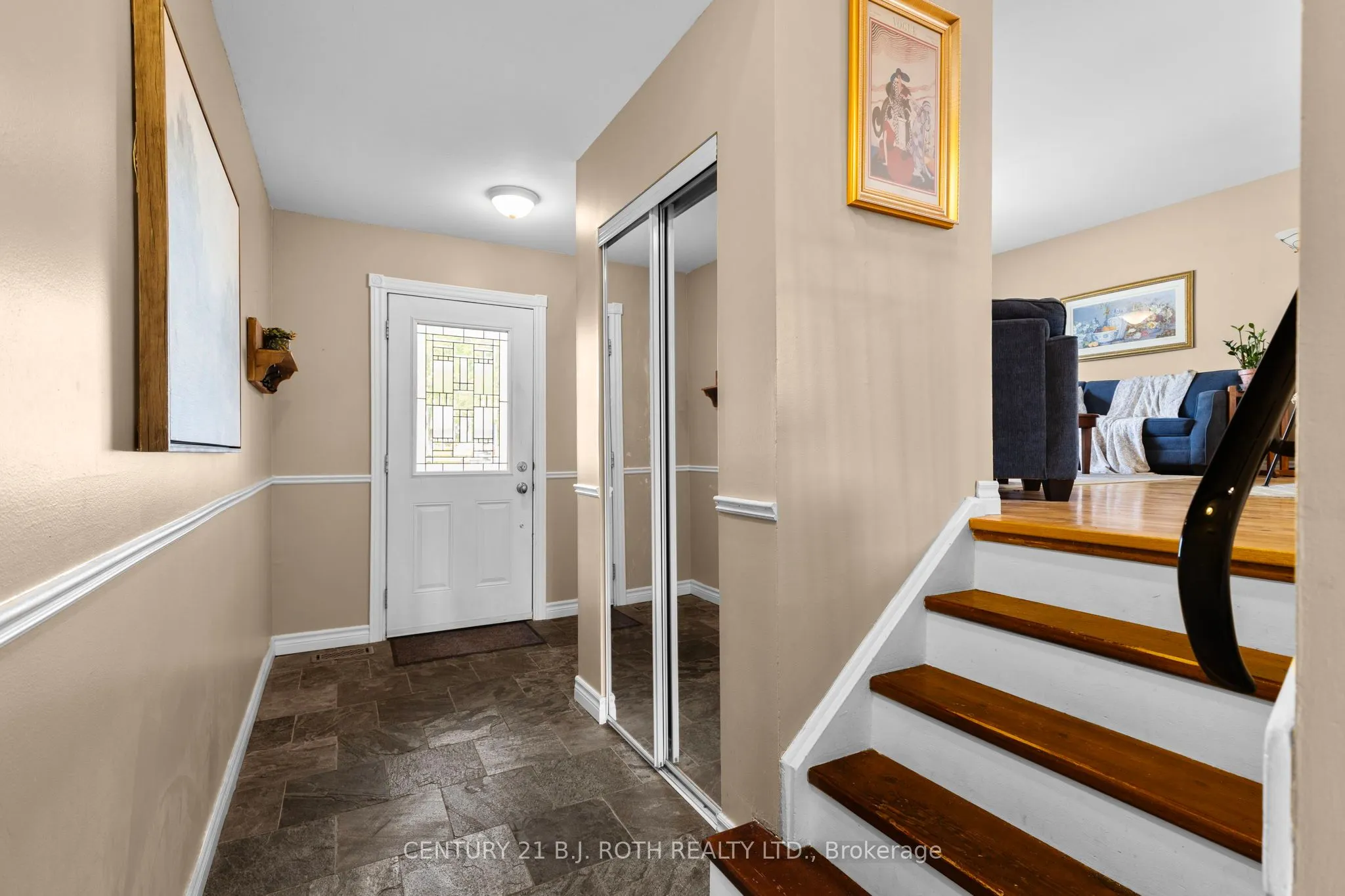 10 Andrea Crescent