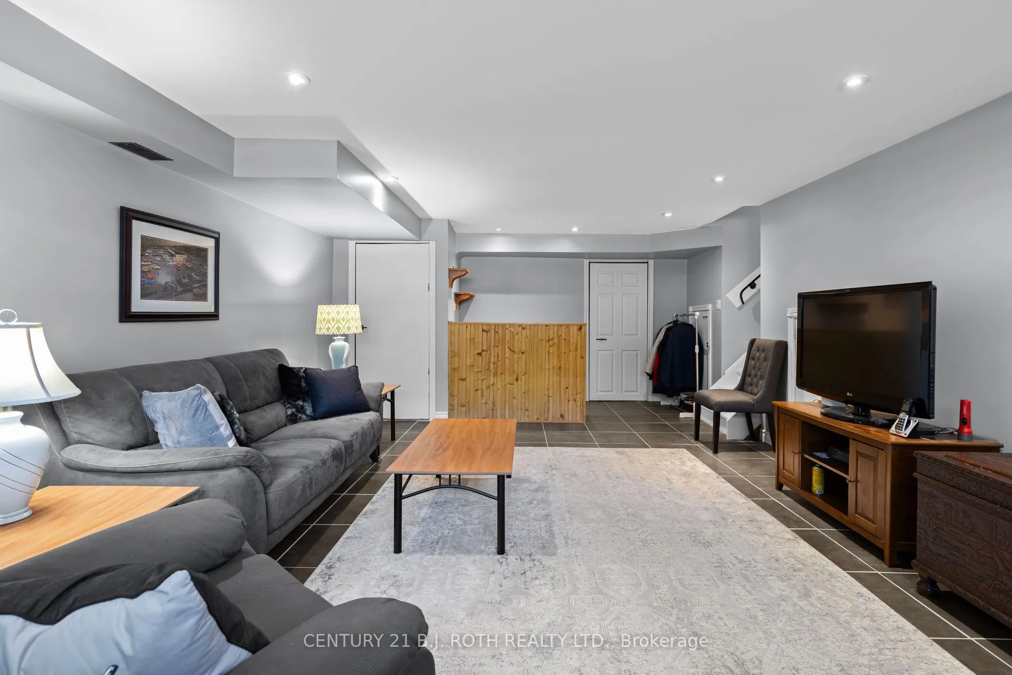 10 Andrea Crescent