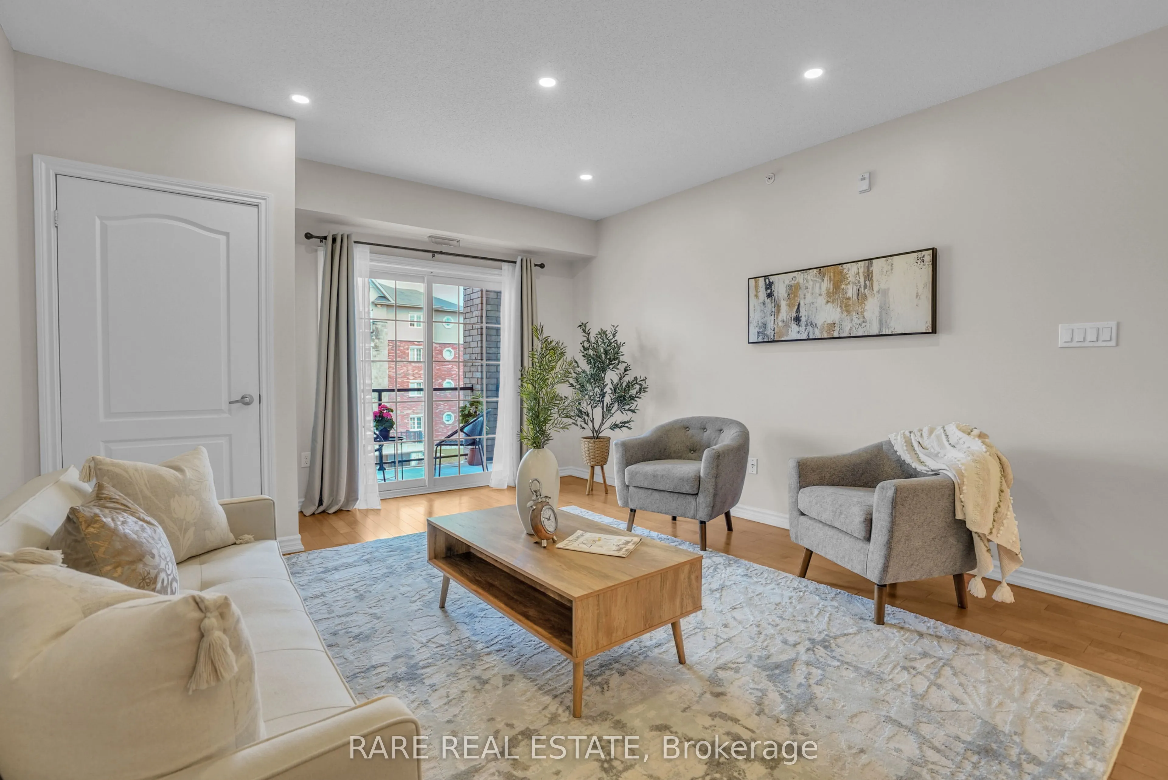 41 Ferndale Drive S #309
