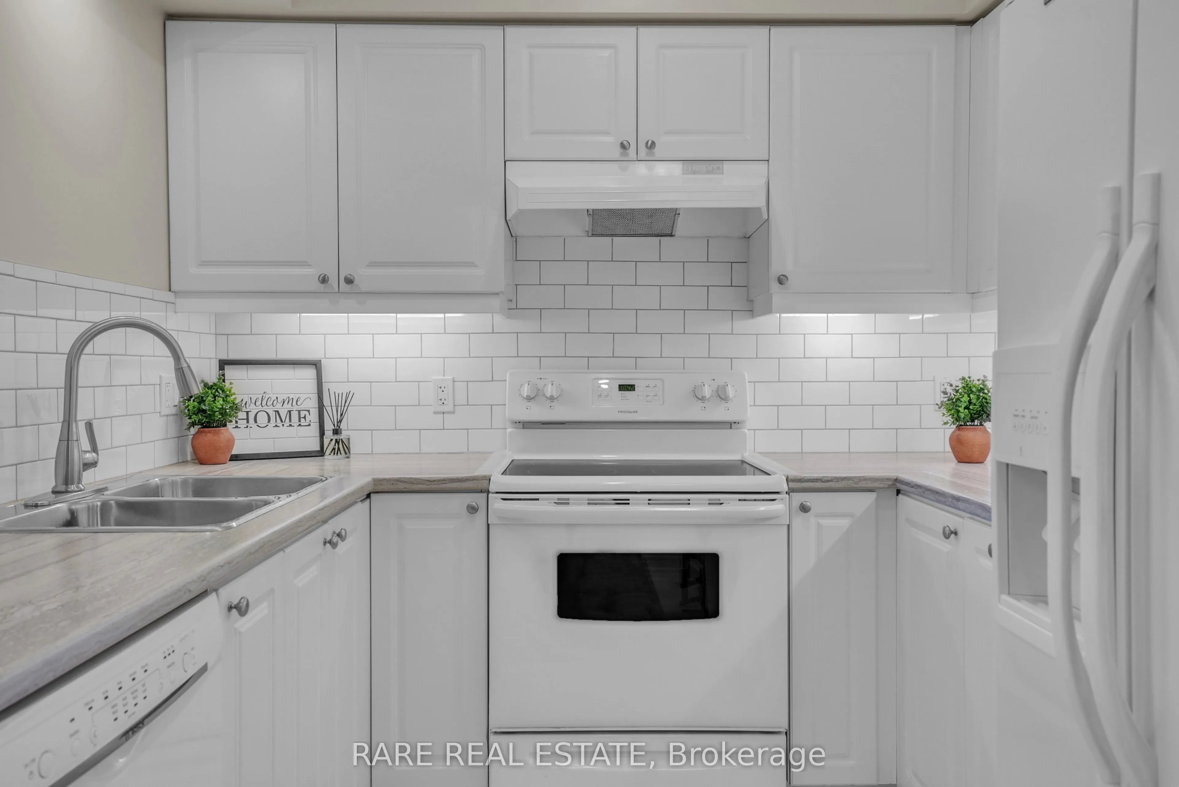 41 Ferndale Drive S #309
