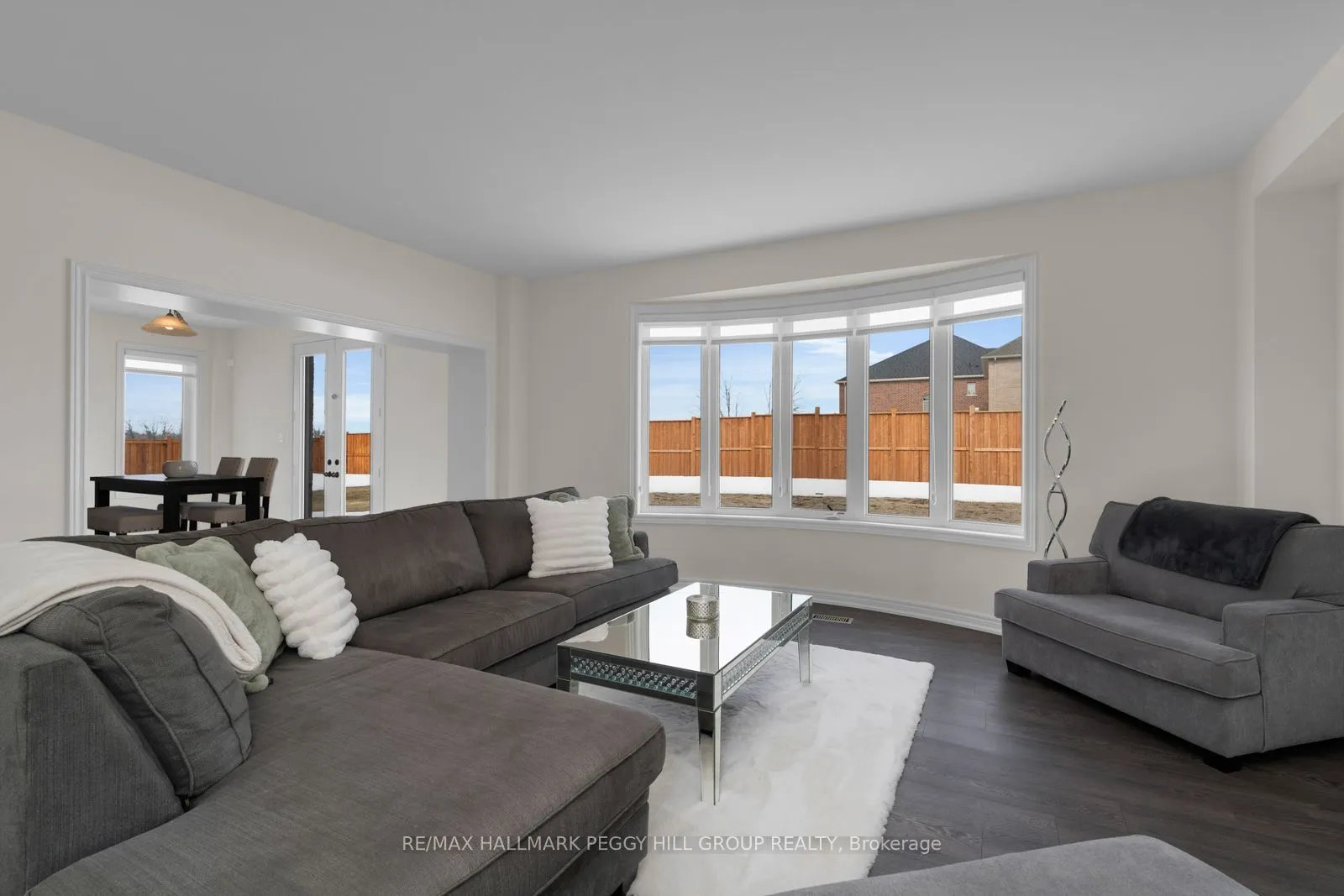 113 Rugman Crescent
