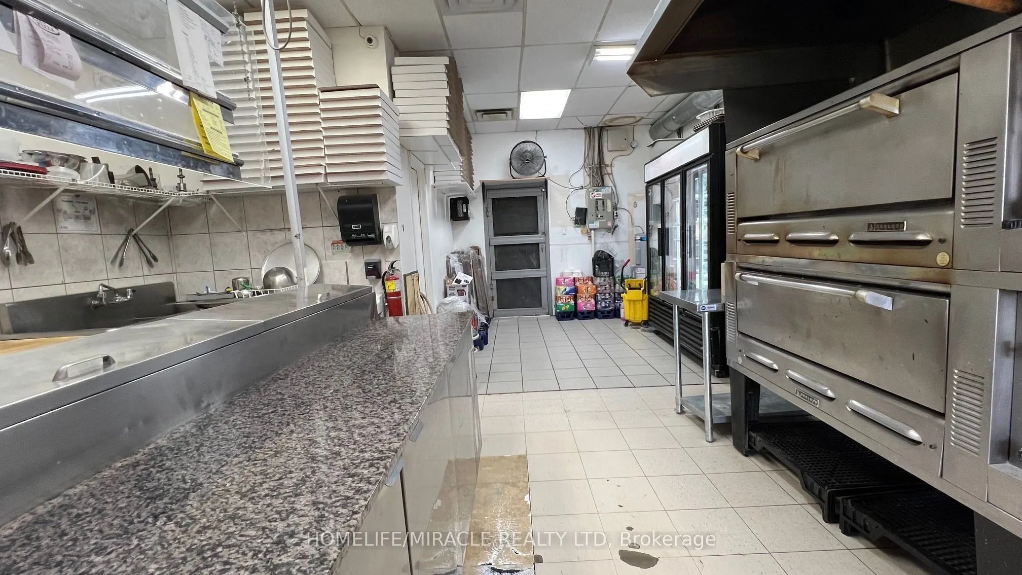34 Yonge Street S