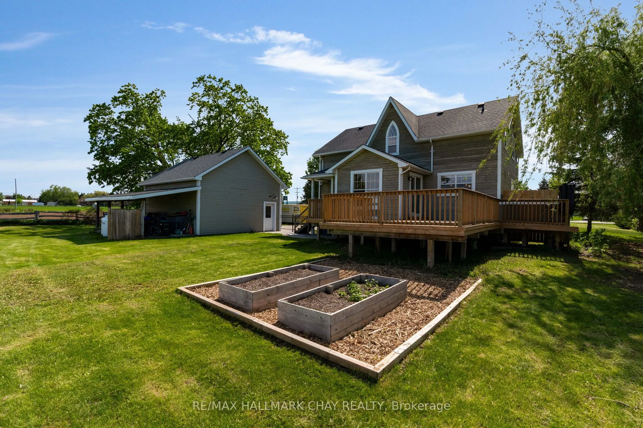 1595 County 42 Road