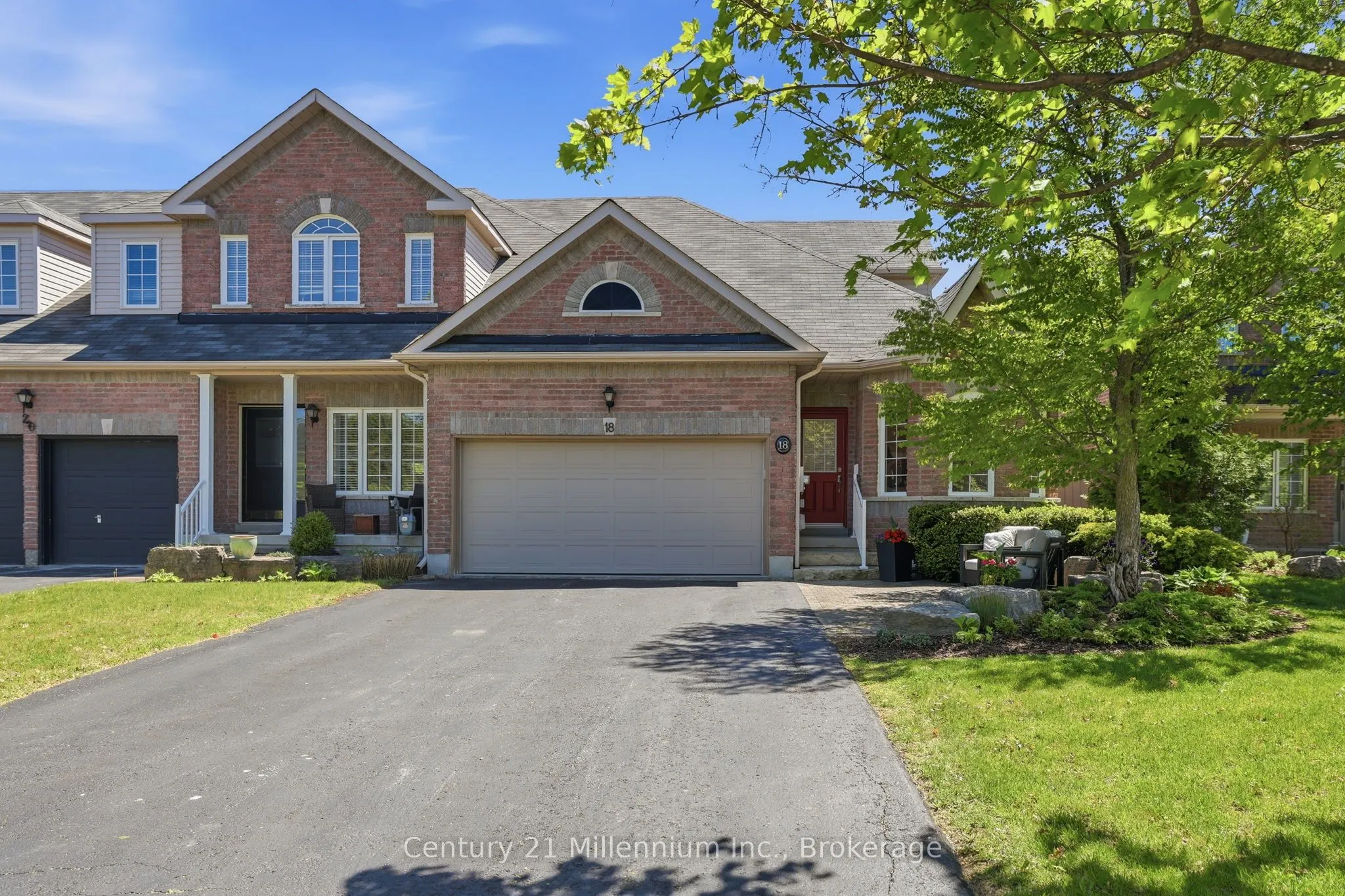 18 Thomas Drive