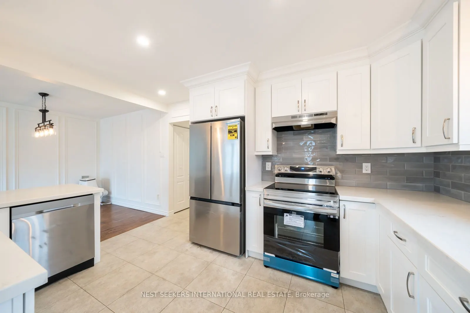 24 Thorncrest Road