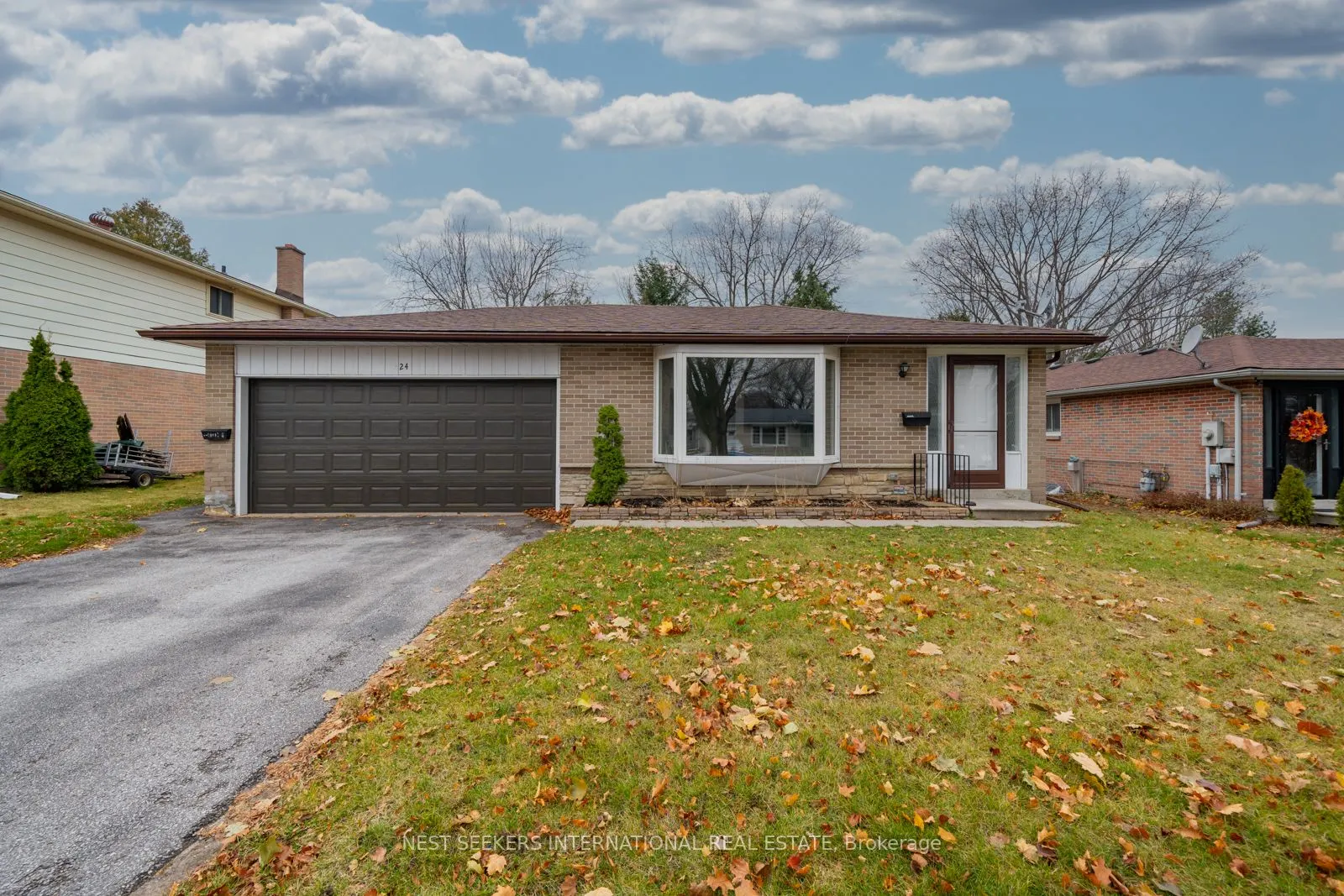 24 Thorncrest Road