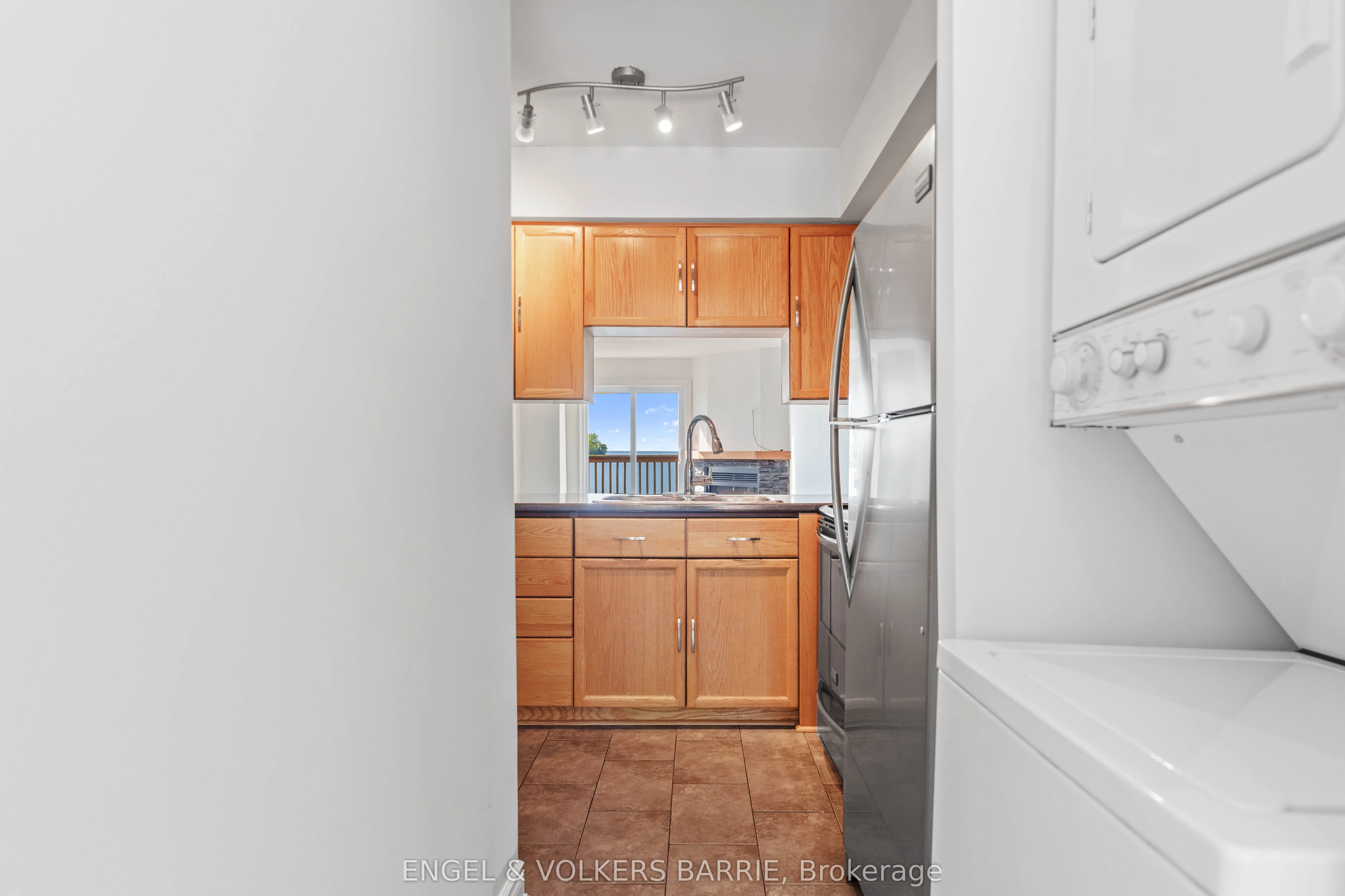 43 Olive Crescent #204