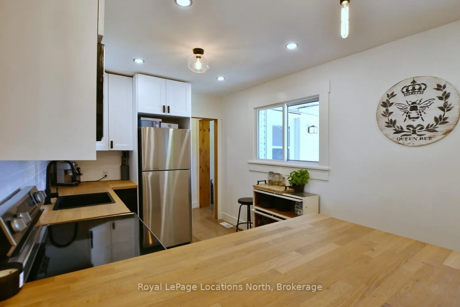 56 BATTEAUX Road
