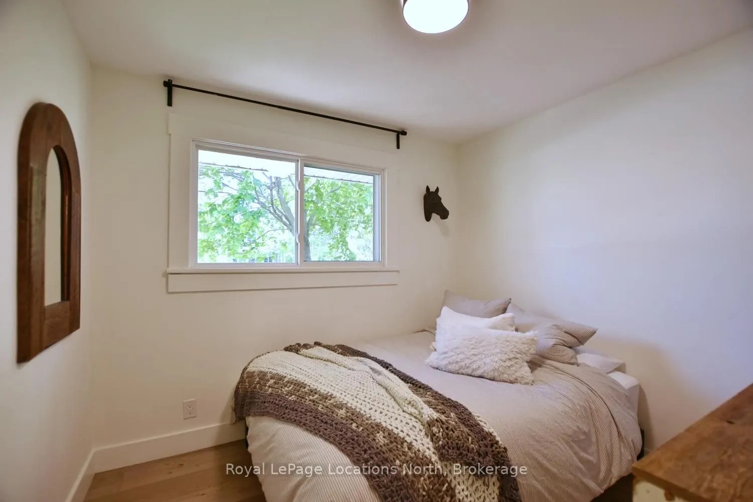 56 BATTEAUX Road