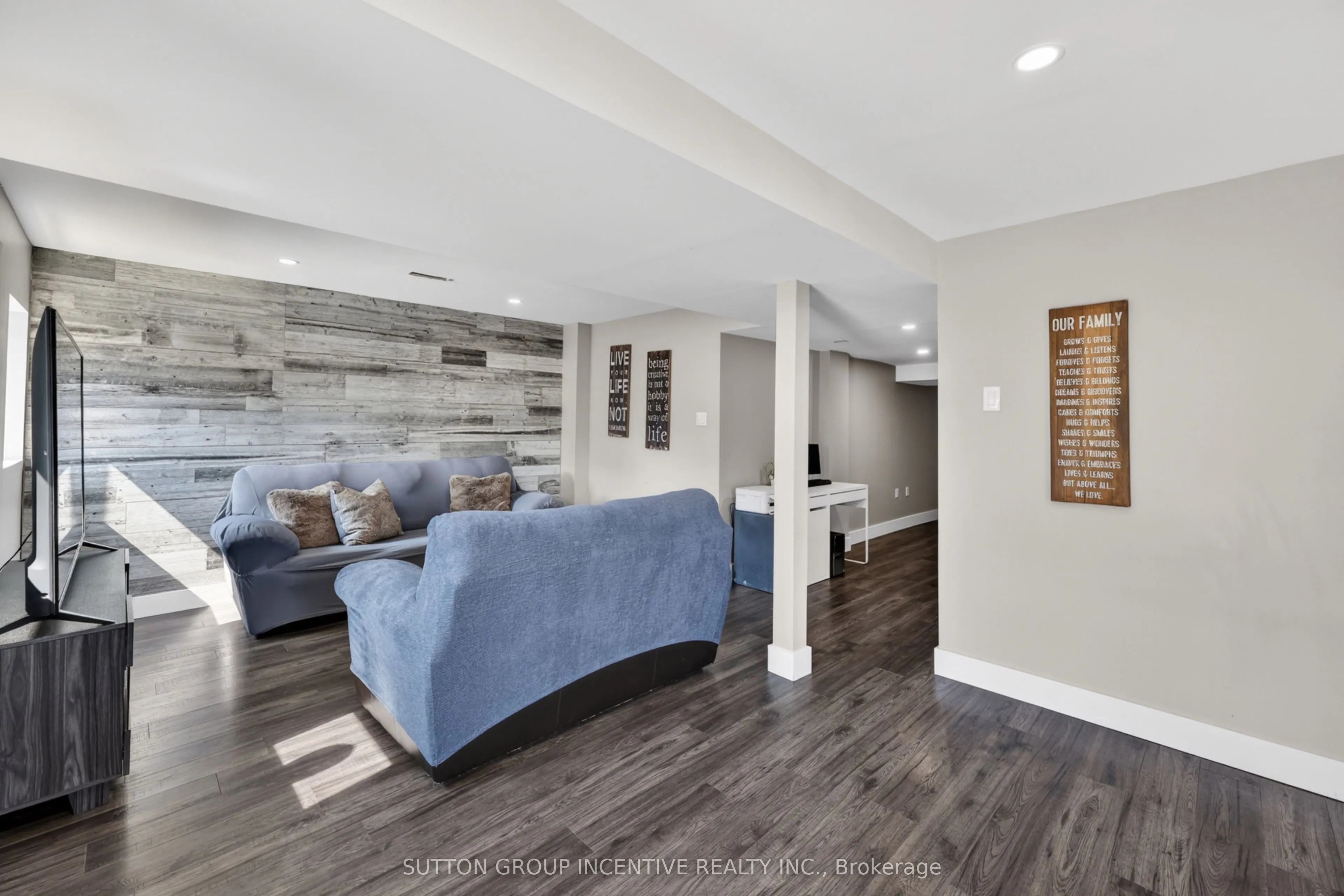 60 Succession Crescent