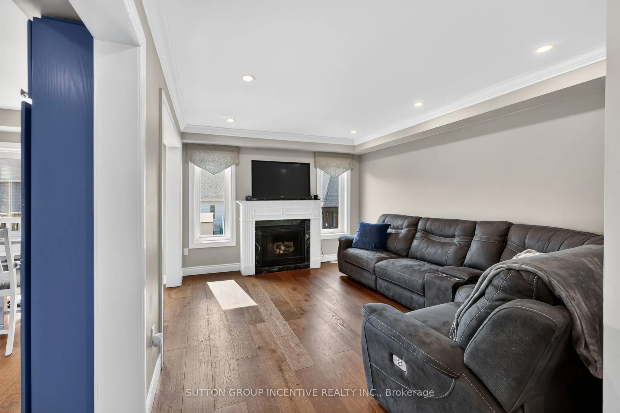 60 Succession Crescent