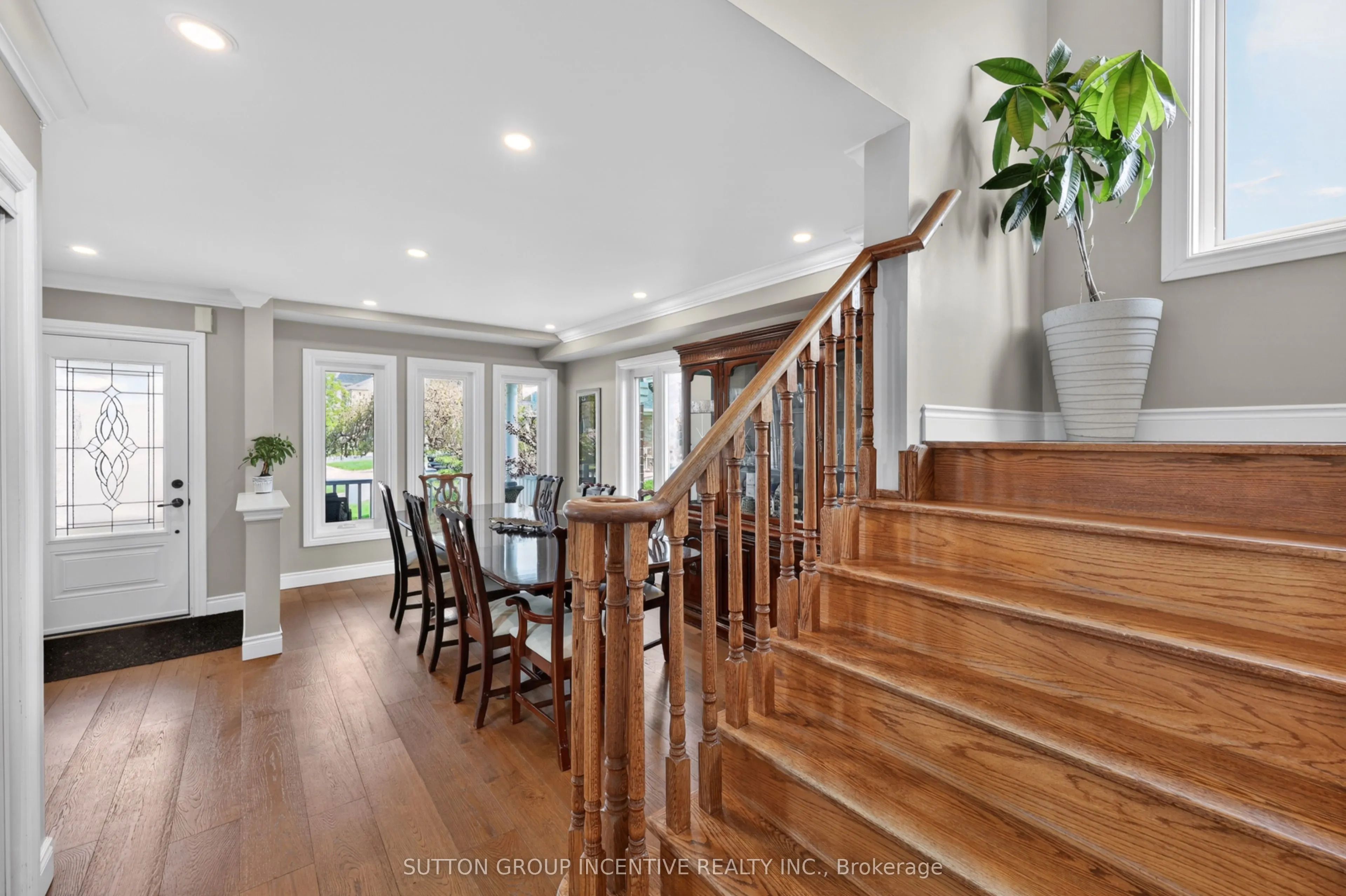 60 Succession Crescent