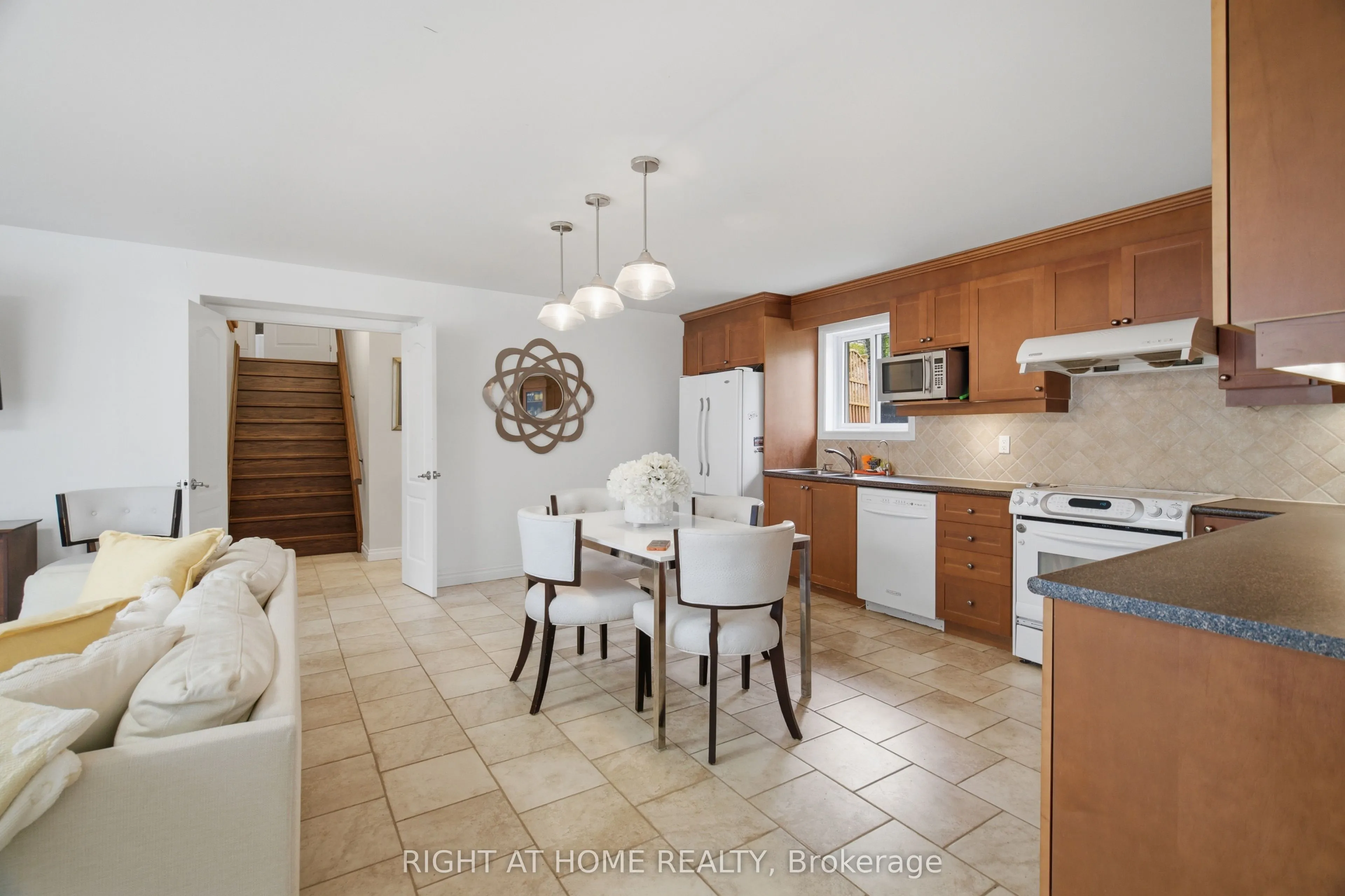 54 Forest Harbour Parkway