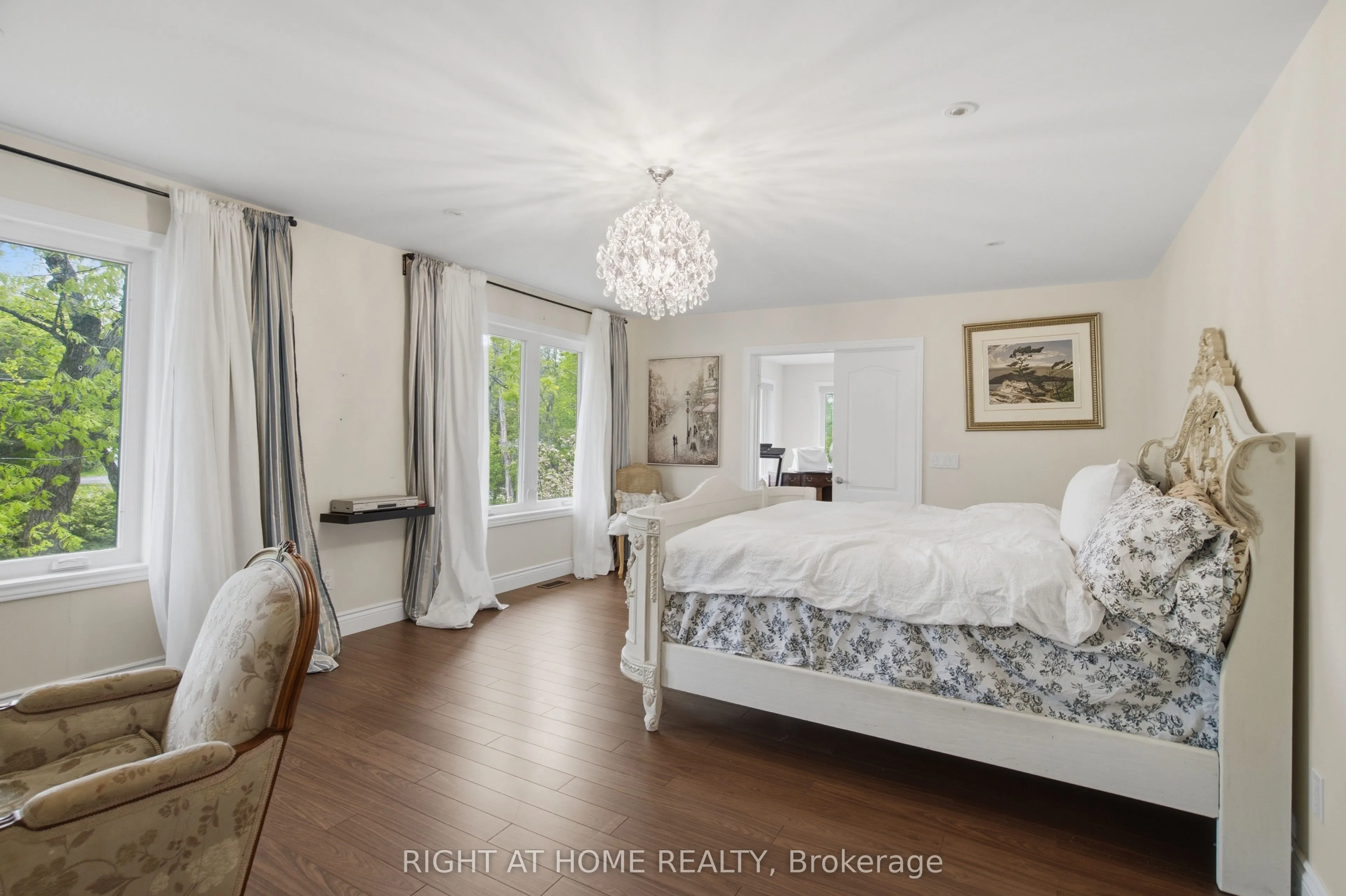 54 Forest Harbour Parkway