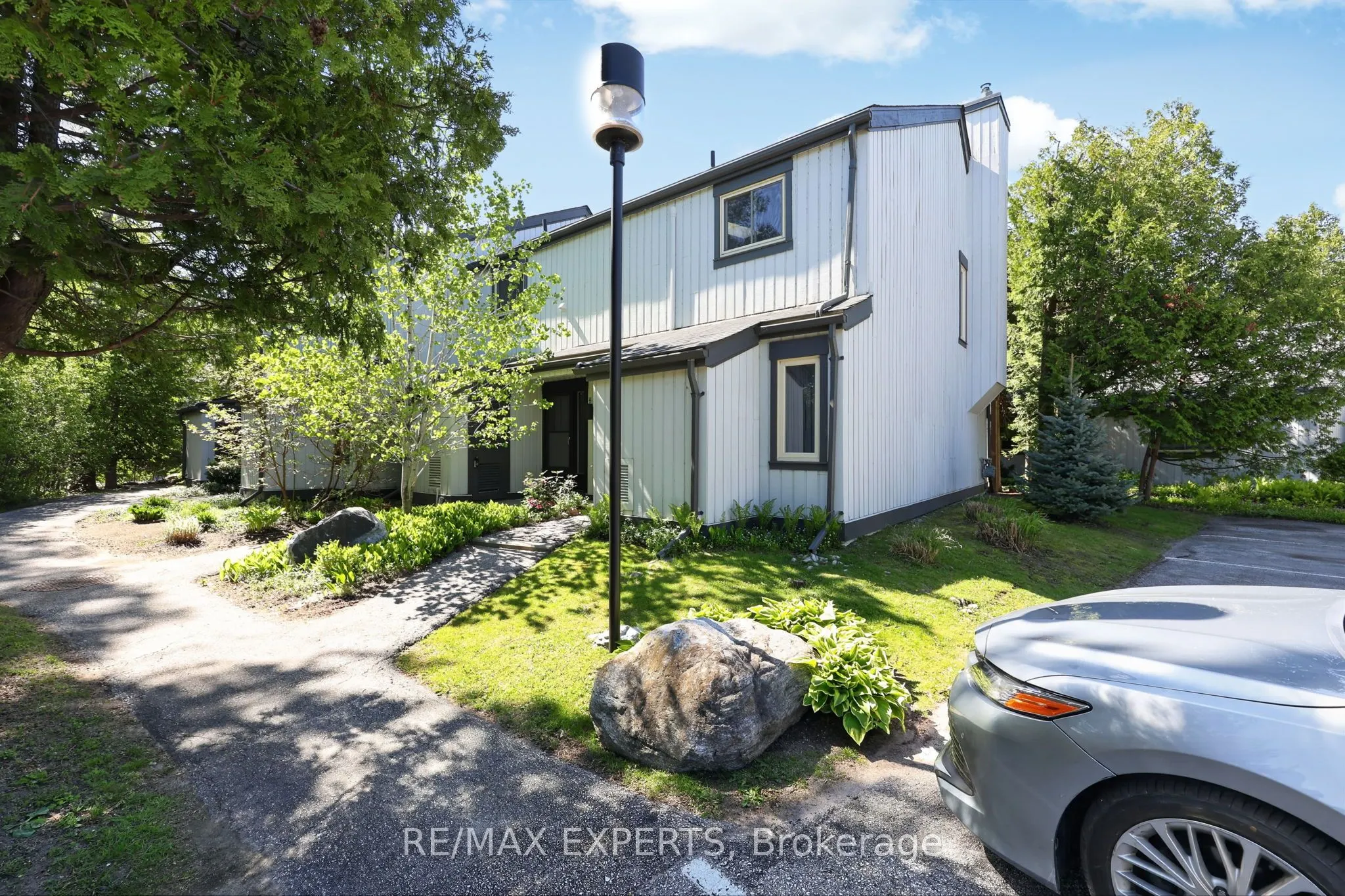 14 Dawson Drive #416