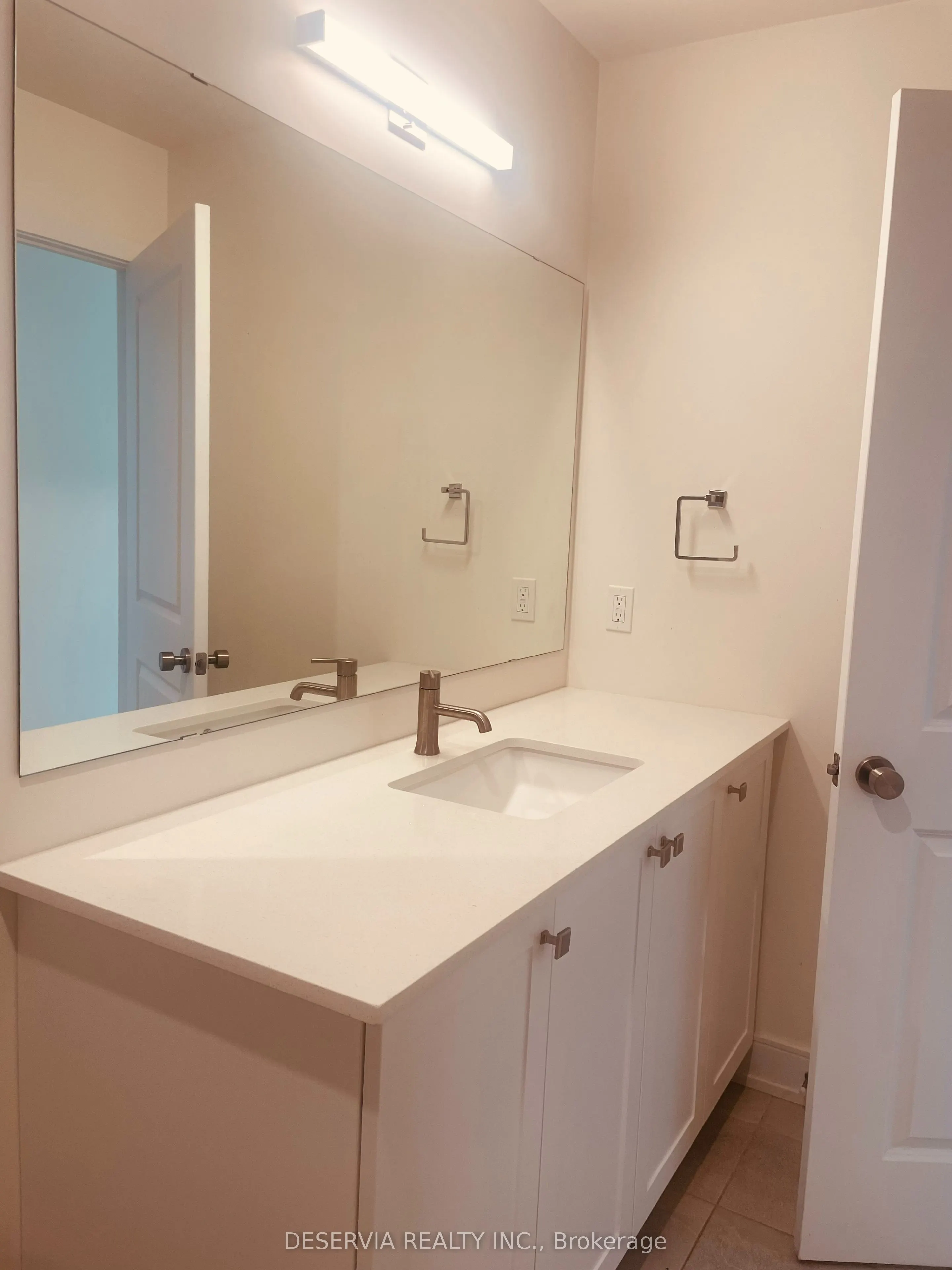 121 Mary Street #Unit 205