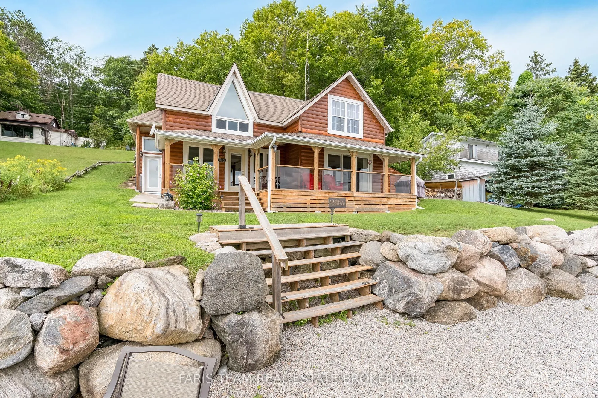 375 Champlain Road