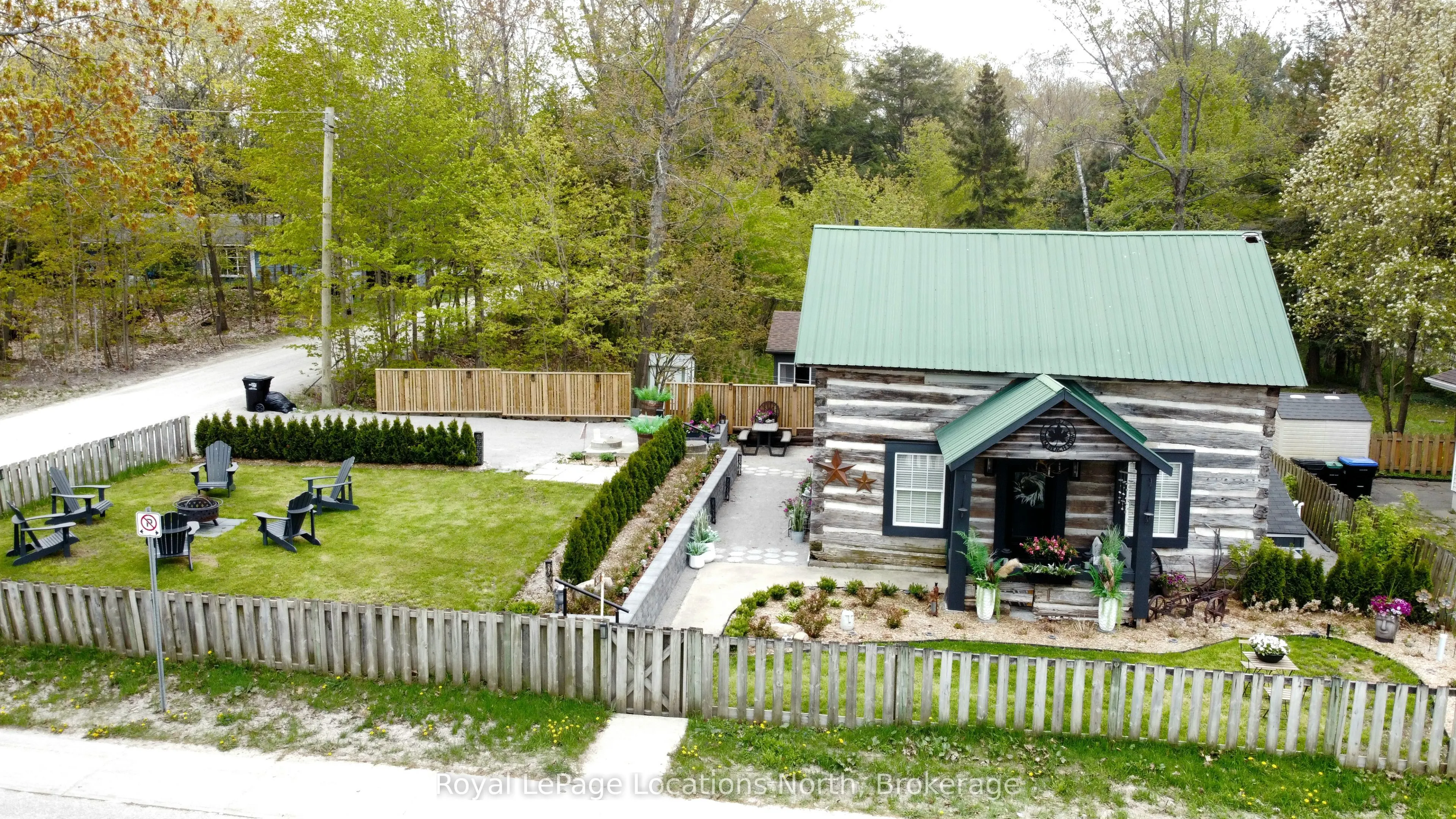 347 Balm Beach Road W