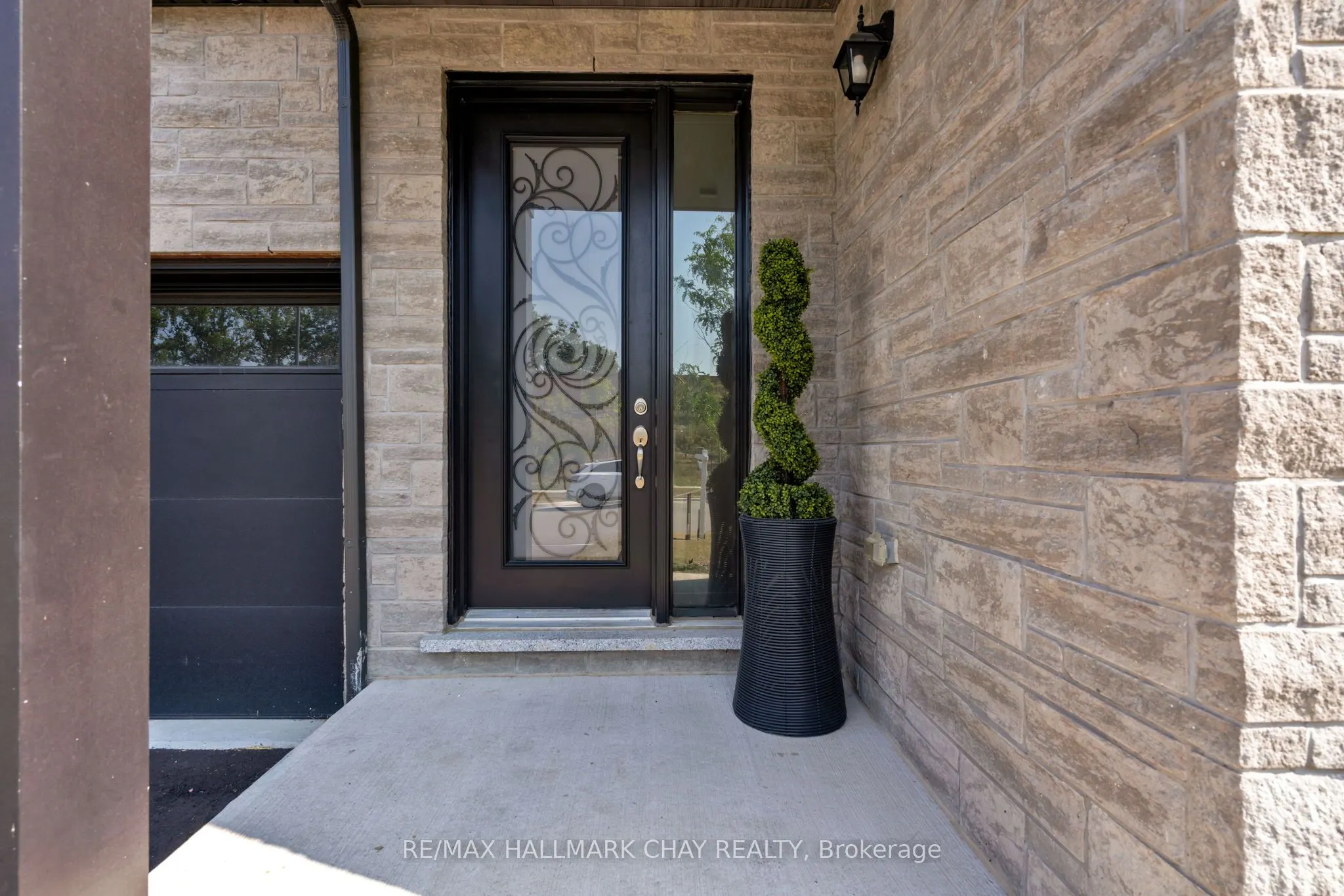 43 Calypso Avenue
