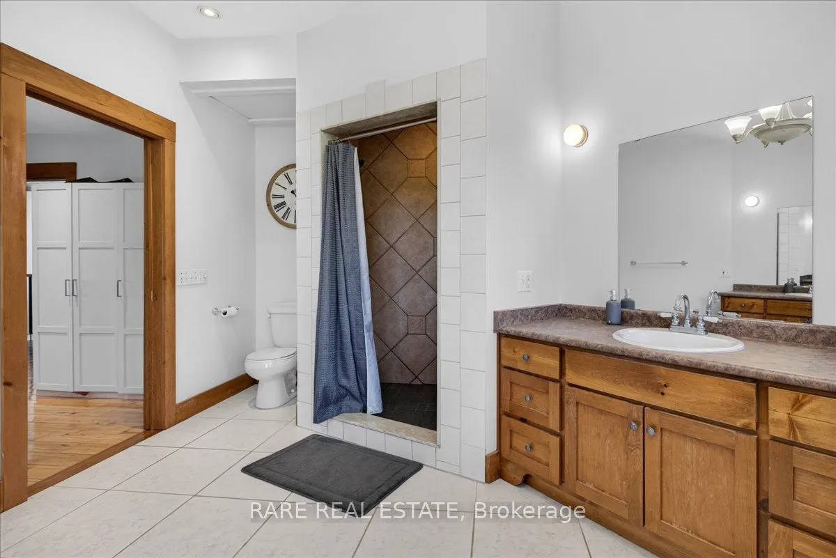 3938 Hogback Road