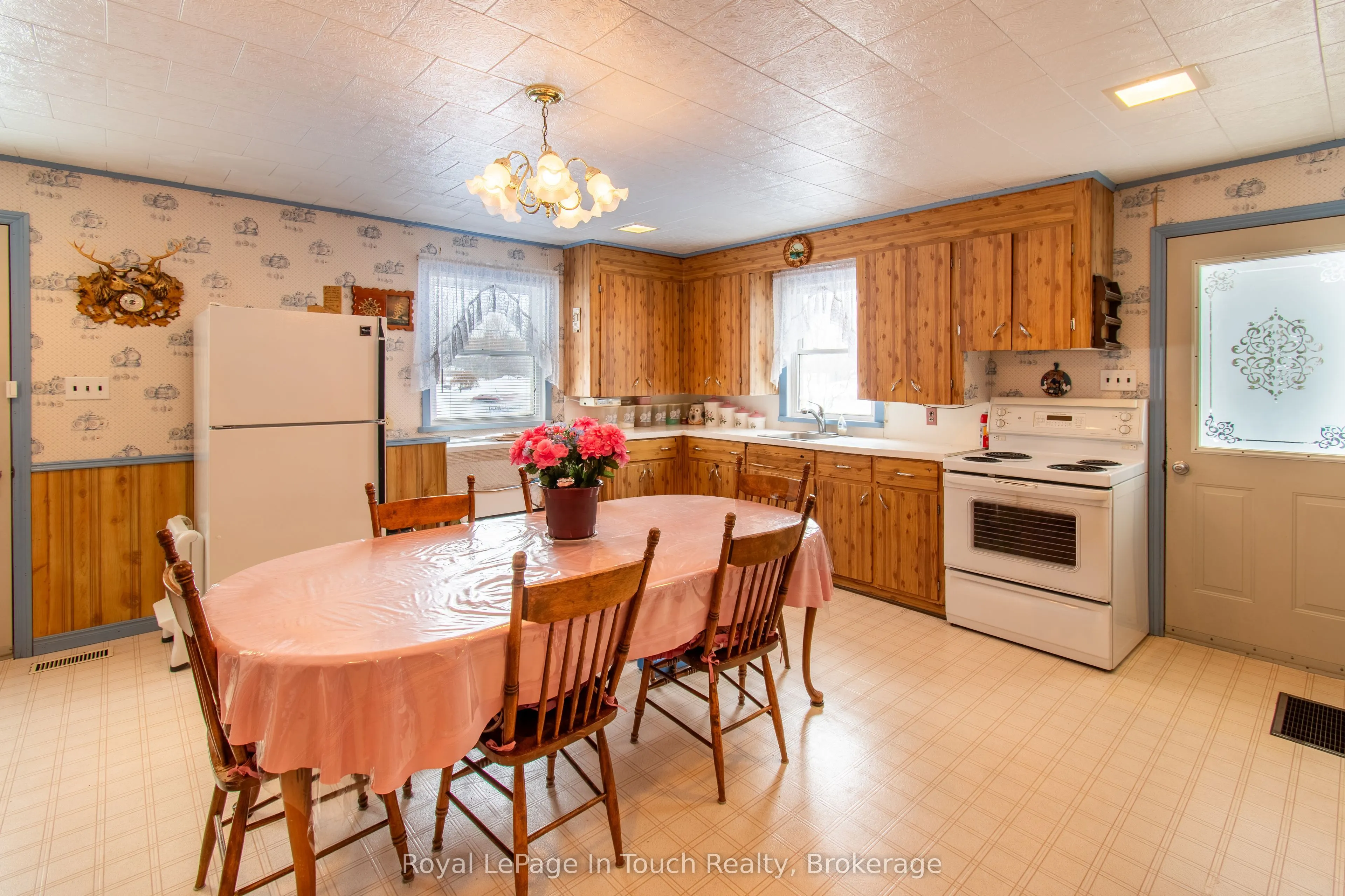 874 Cedar Point Road