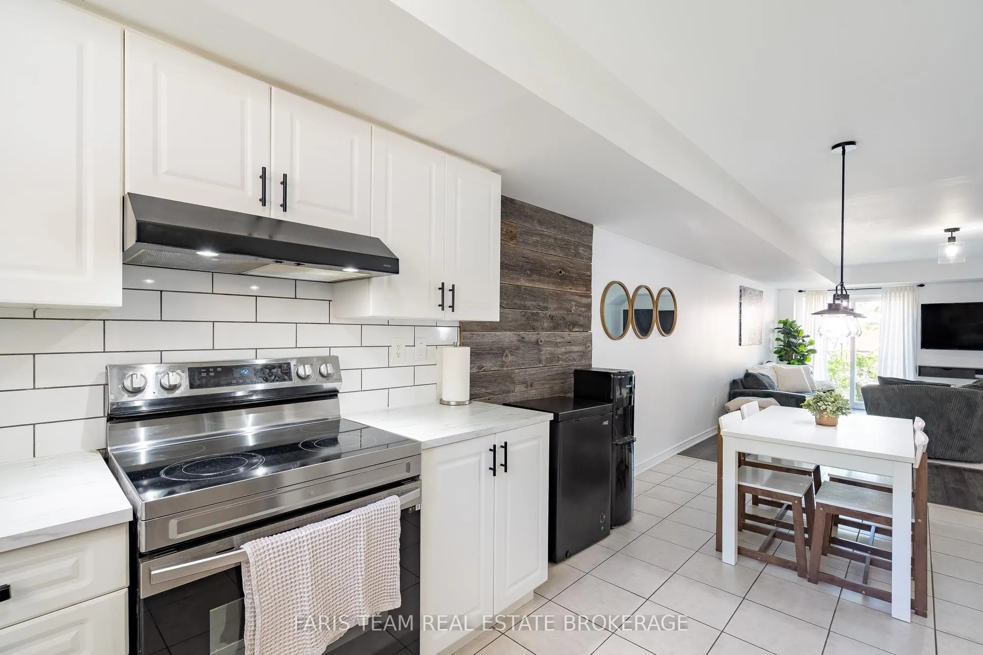 241 Ferndale Drive S #37