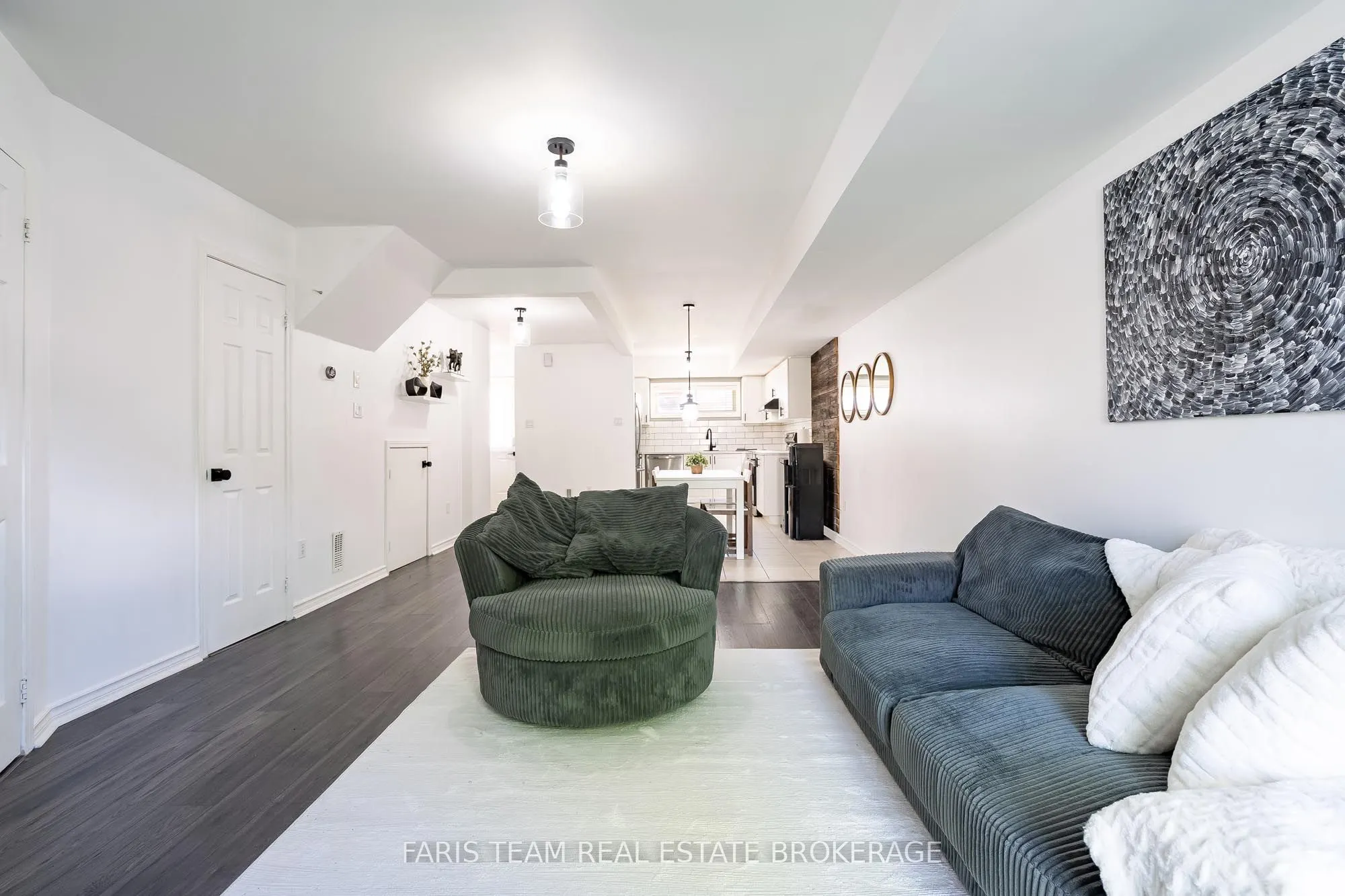 241 Ferndale Drive S #37