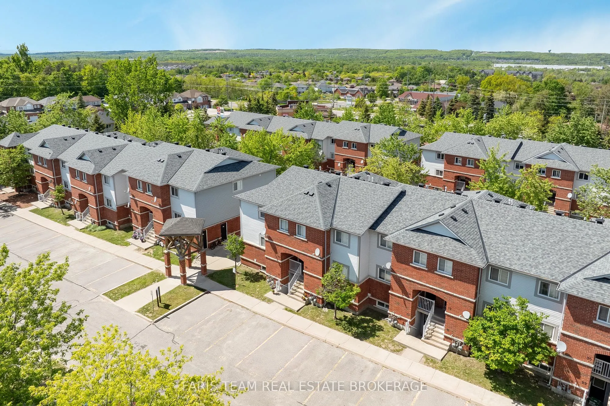 241 Ferndale Drive S #37