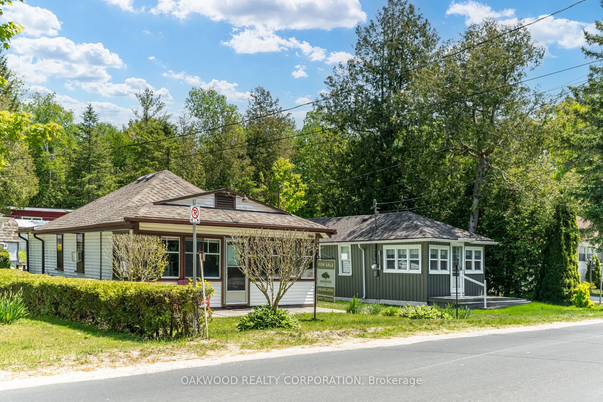 1981 Tiny Beaches Road S