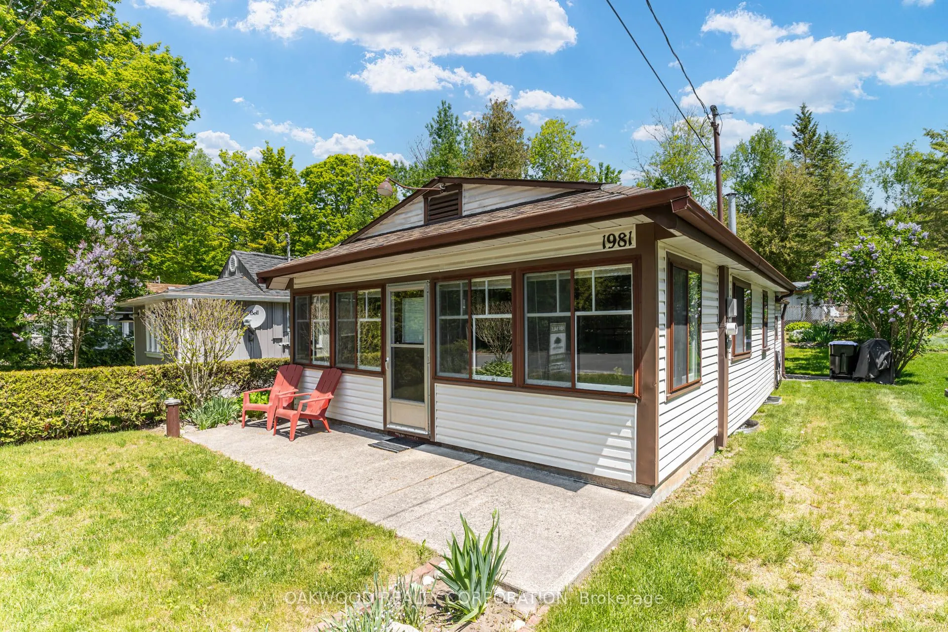 1981 Tiny Beaches Road S