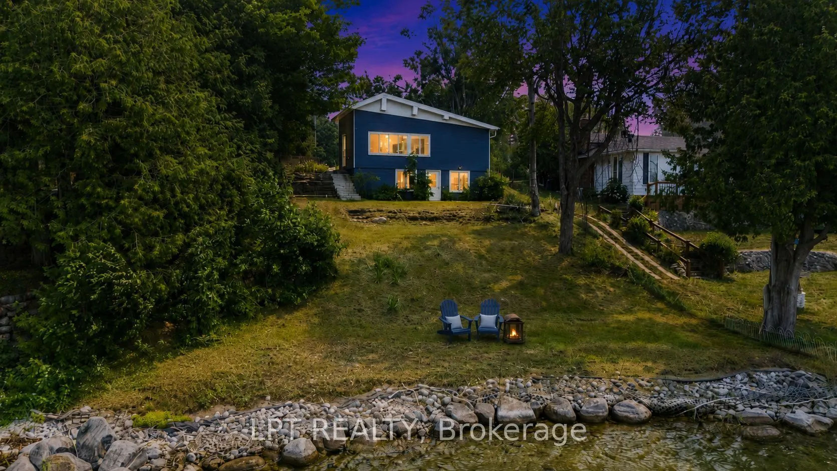 47 Moon Point Drive